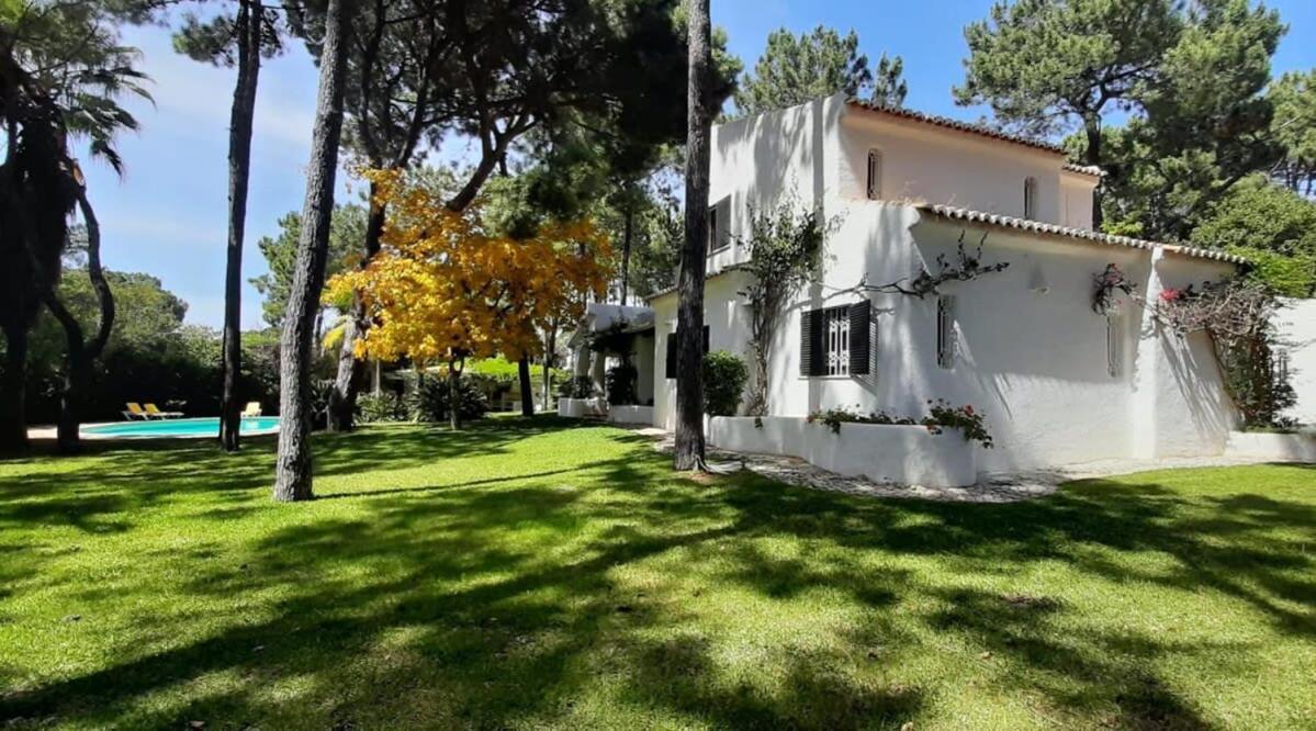 Villa Pinhal- Beautiful Villa Located In Quiet Area Quarteira Bagian luar foto